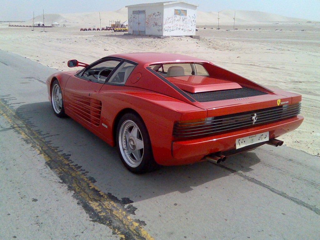 ferrari testarossa.jpg