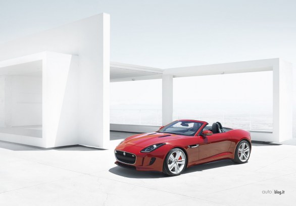 Jaguar_FType_03.jpg