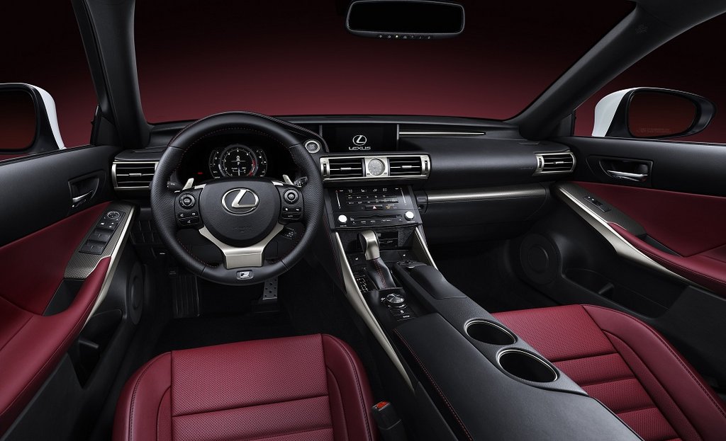 2013-Lexus-IS-Sedan-Interior-1.jpg