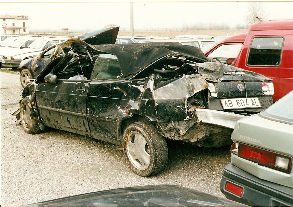 Saab 900 Cabrio Turbo SE 185cv (8).jpg