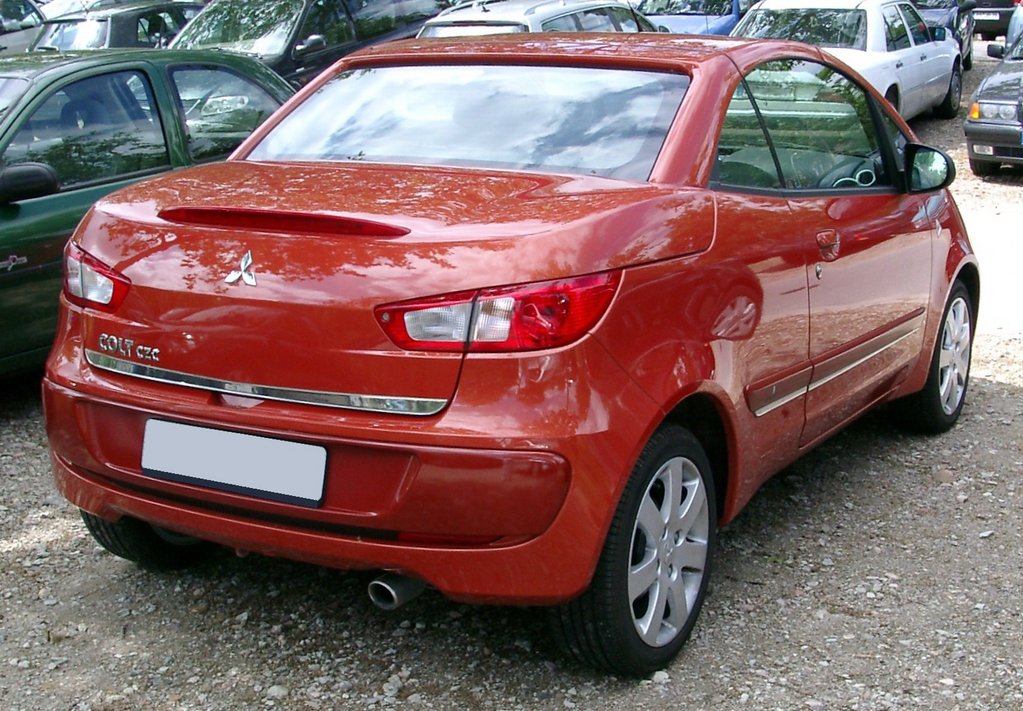 Mitsubishi_Colt_CZC_rear_20080701.jpg